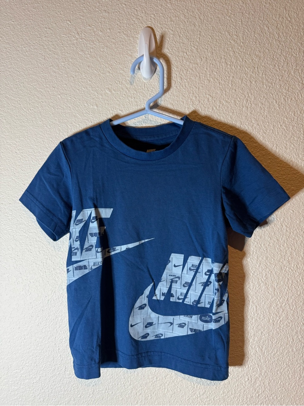 Nike Boys' Blue Logo Graphic Tee